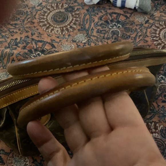 Authentic Louis Vuitton Tivoli PM - Picture 6 of 10